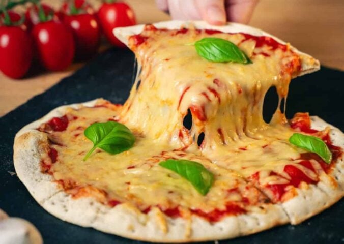 Stretchy vegan pizza cheese