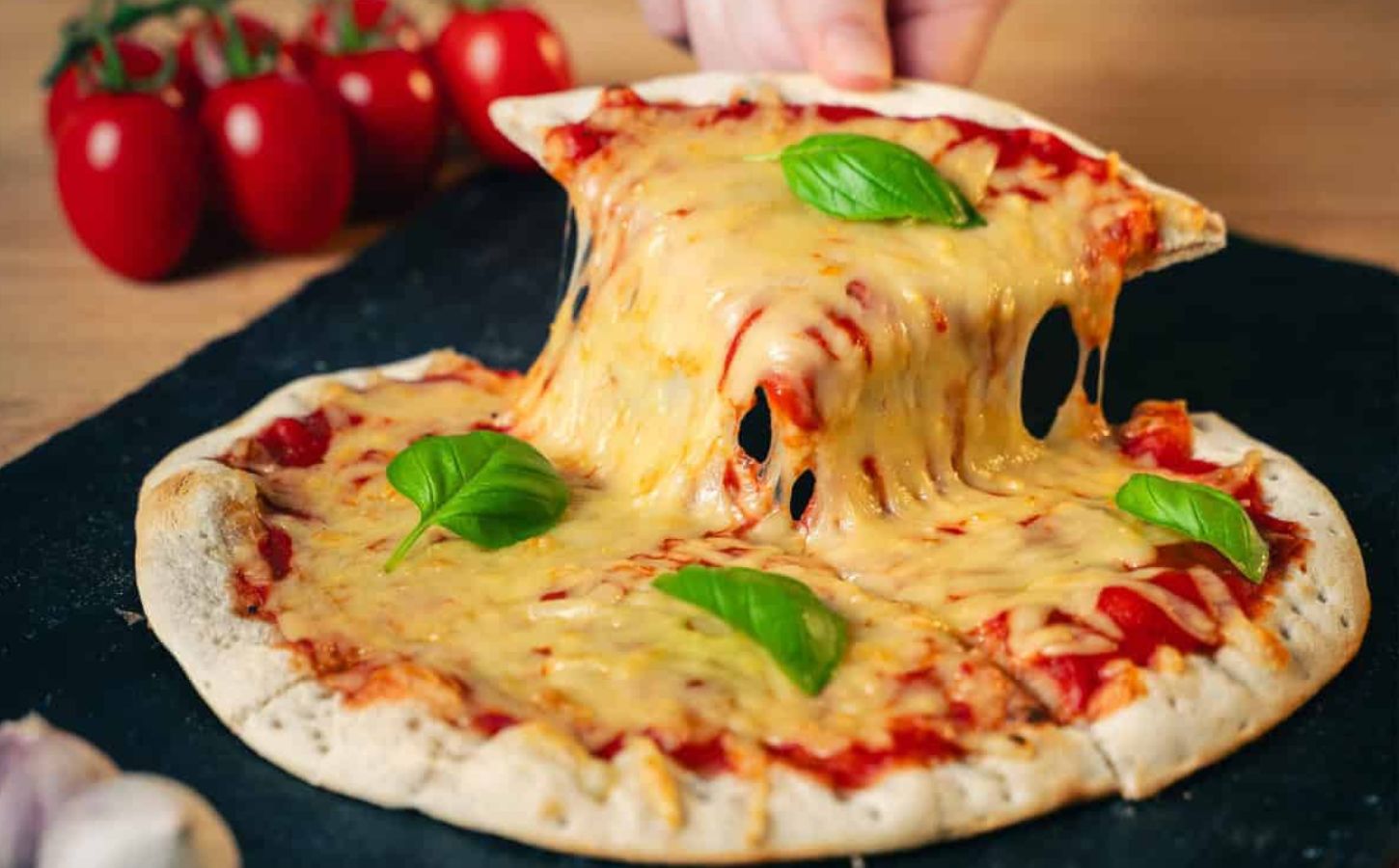 Stretchy vegan pizza cheese