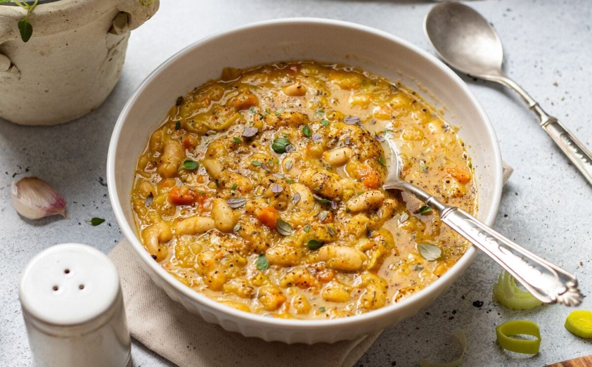 a bowl of vegan cannellini vegetable soup