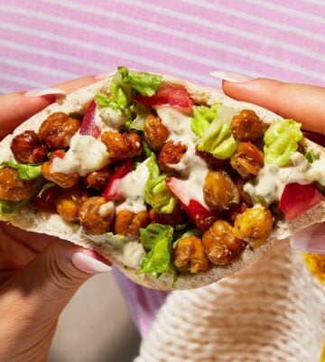 vegan lunches to make when working from home featuring a chickpea pitta pocket