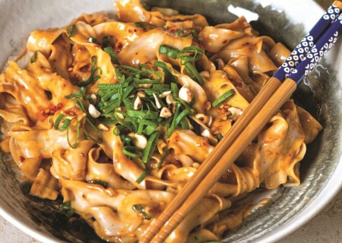 A bowl of easy vegan peanut butter noodles