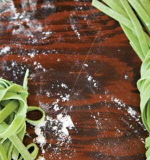 a picture of fresh spinach pasta which is vegan