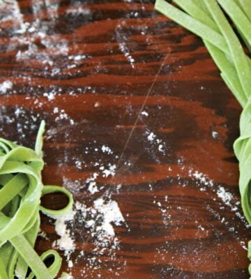 a picture of fresh spinach pasta which is vegan