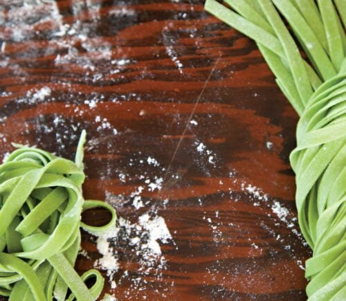 a picture of fresh spinach pasta which is vegan