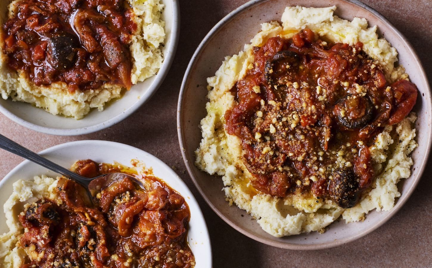 rainy day vegan dinner ideas, 10 recipes including this pulled aubergine and hummus mash dish