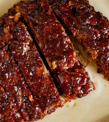 the best vegan ribs made from jackfruit and vegan ground beef