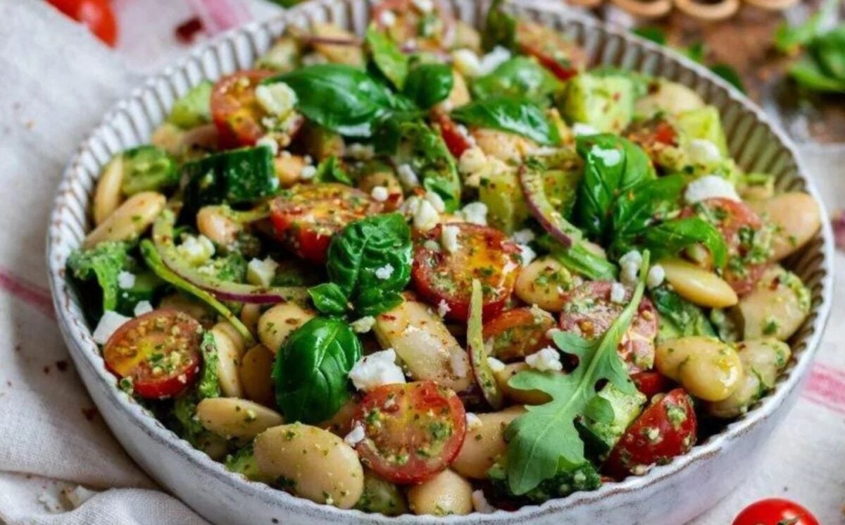 a butter beans pesto salad perfect for vegan lunch recipes ready in 10 minutes or less