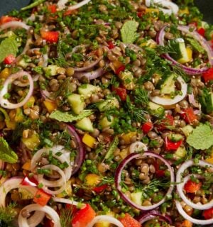 A beluga lentil salad, a protein-packed vegan lunch