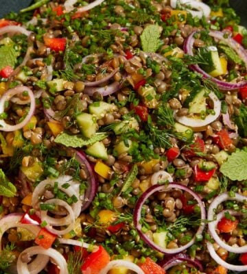 A beluga lentil salad, a protein-packed vegan lunch