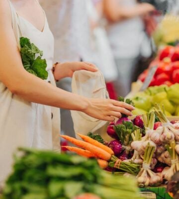 shopping for vegetables