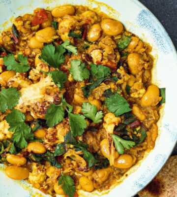 cauliflower butter bean & chard dahl with ginger and curry spices
