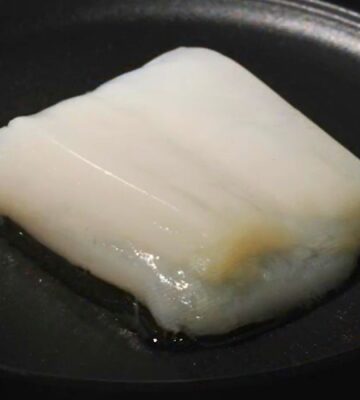 Photo shows the piece of cultivated chicken grown using an artificial circulatory system