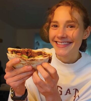 Maya Leinenbach showing us what to eat after running 50km