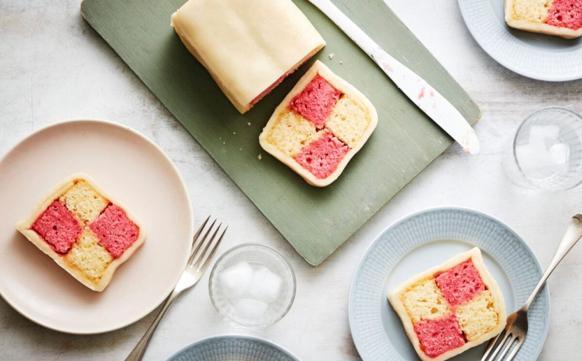 battenberg cake for vegan cakes to make this weekend