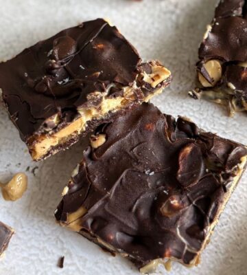 Vegan 'Snickers' bars made with dairy-free ingredients