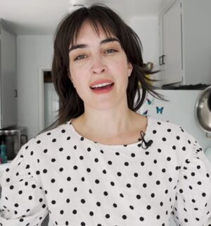 Merle O'Neal showing us one-pot high protein vegan dinners