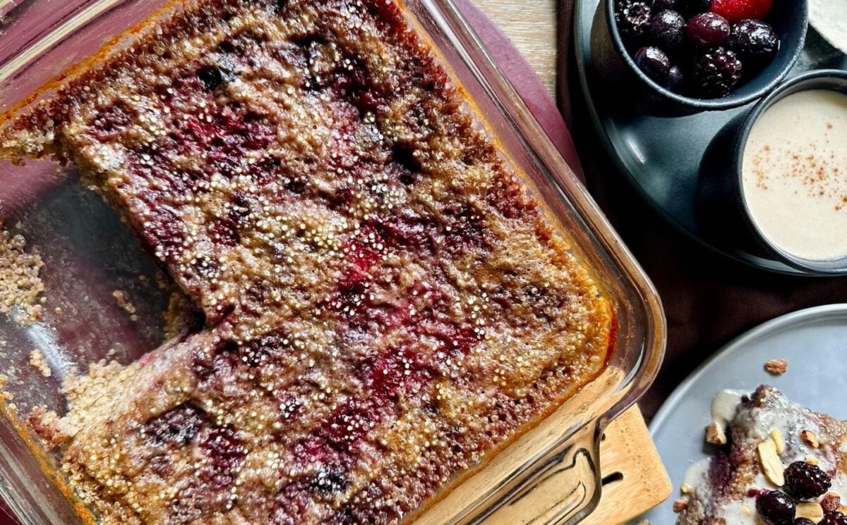 vegan quinoa sweet-berry bake made with chia seeds, blueberries, raspberries, blackberries, vanilla, maple syrup, and coconut milk and cream for vegan brunch recipes