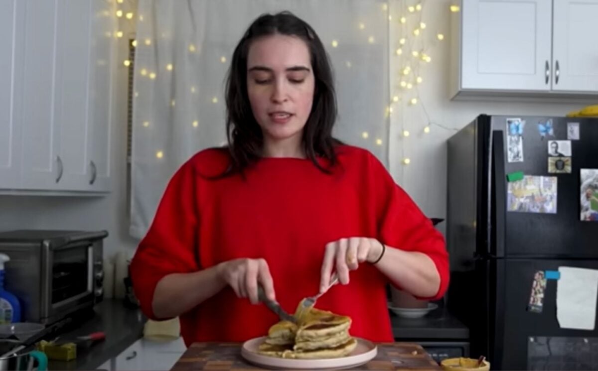 Merle O'Neal trying our viral high-protein breakfasts from TikTok
