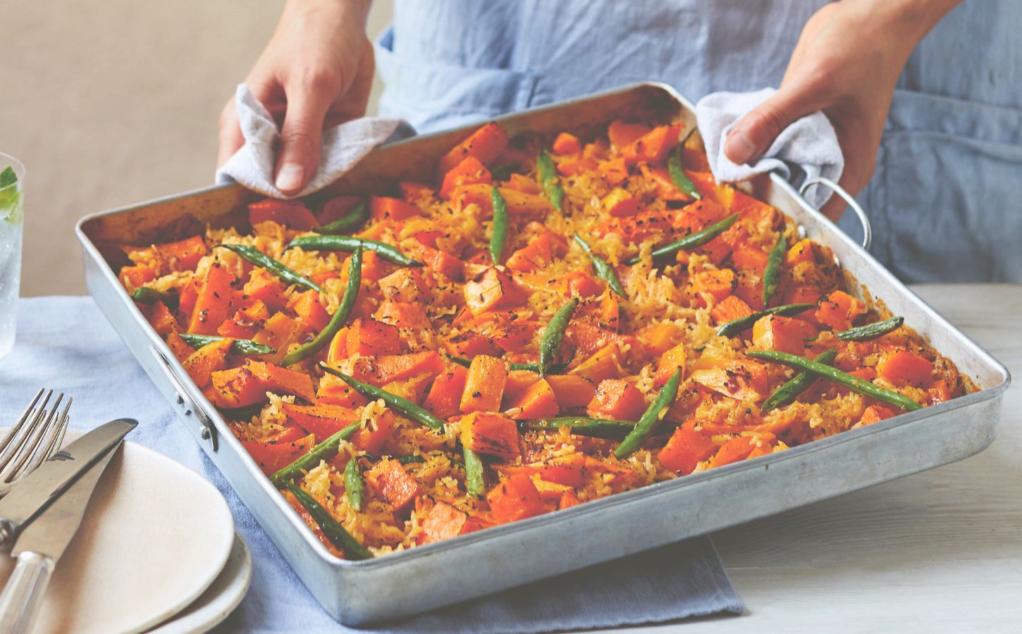 a coconut and squash traybake with green beans