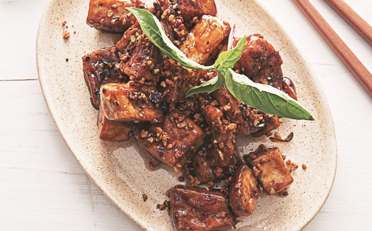 garlic and pepper tofu stir fry with Thai flavors