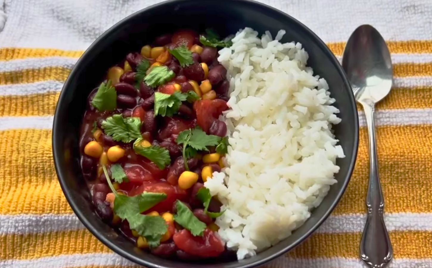 cheap vegan dinners including black beans and rice with a twist