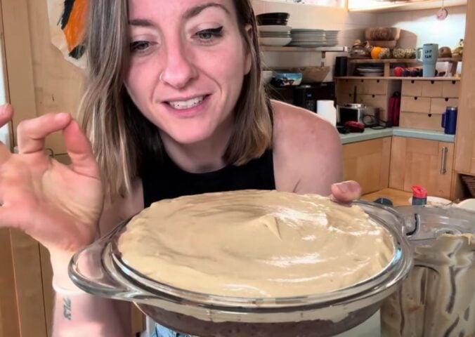 vegan peanut butter cheesecake by Ami at Broccoli Mum