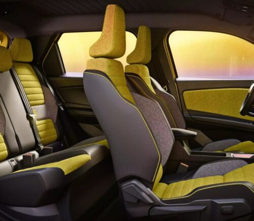 Photo shows the interior of the new Renault 5 E-Tech Electric, including its fully recycled, leather-free upholstery