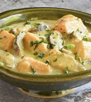 green curry sweet potatoes with shiitake mushrooms