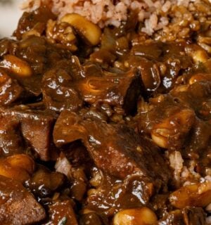Jamaican noxtail made with jackfruit and beans