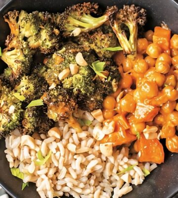crunchy roasted chickpeas and veggies with peanut sauce, served with rice