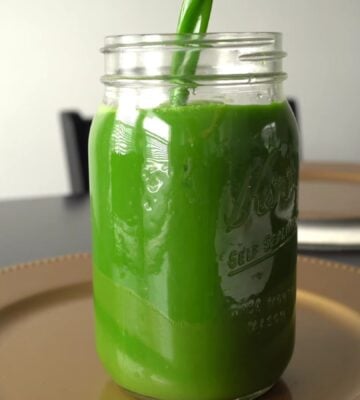 a mason jar of iron-rich green juice