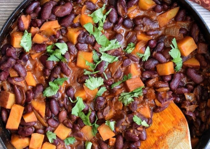 Sweet Potato & Kidney Bean Vegan Breakfast Bowl as part of a list of recipes showing the health benefits of kidney beans