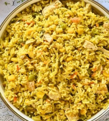 quick chickeny rice in one pot, just one of the oil-free vegan recipes on this list