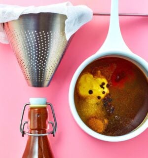 vegan Worcester sauce with molasses, vinegar, and soy sauce or tamari