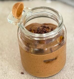a gluten-free and vegan high fiber chocolate mousse with avocado and dates