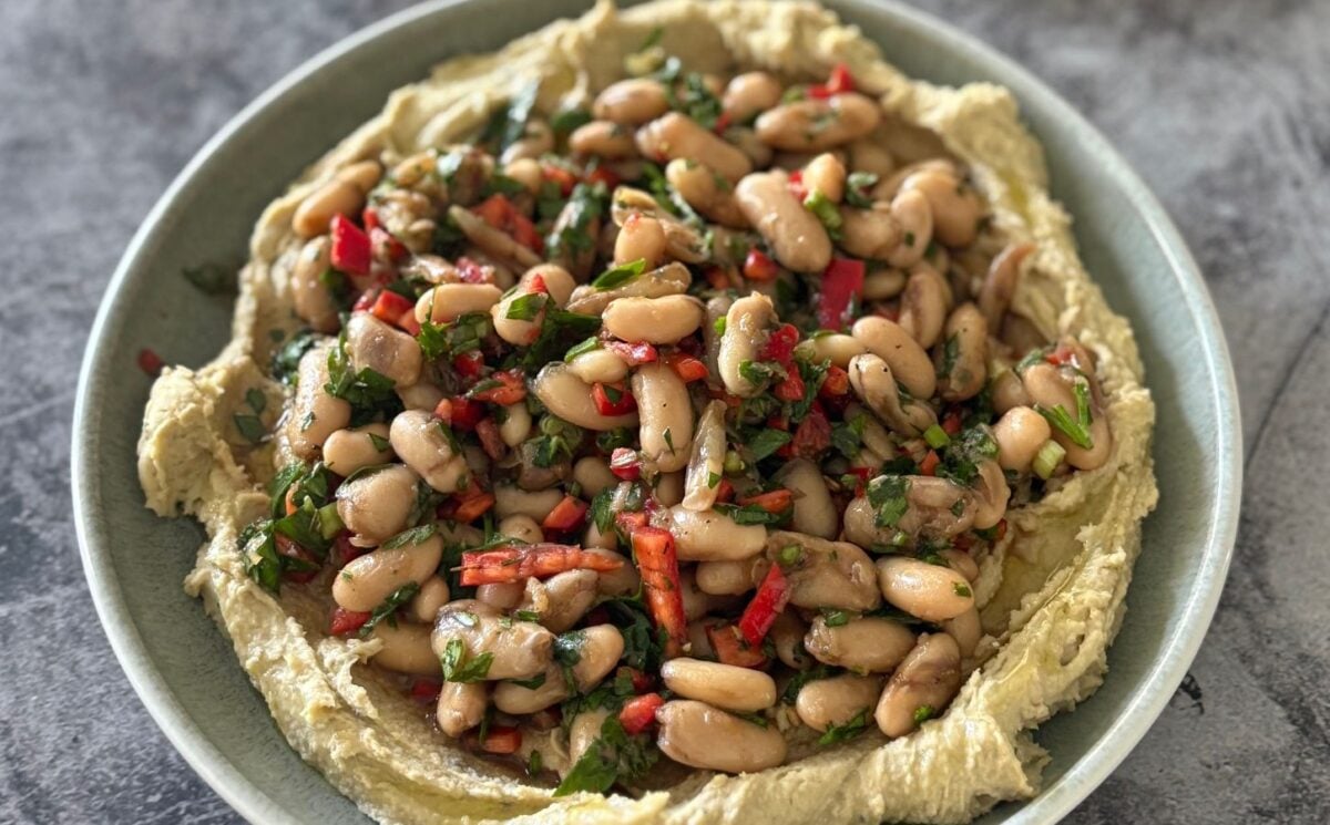 pomegranate molasses bean salad with creamy hummus