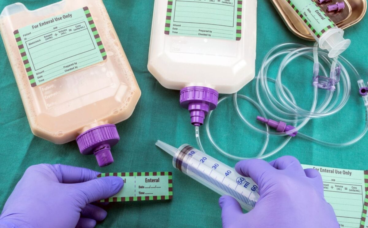 a study fed vegan food through a tube to vegan and non-vegan patients