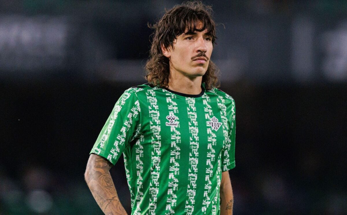 Photo shows vegan footballer Hector Bellerin