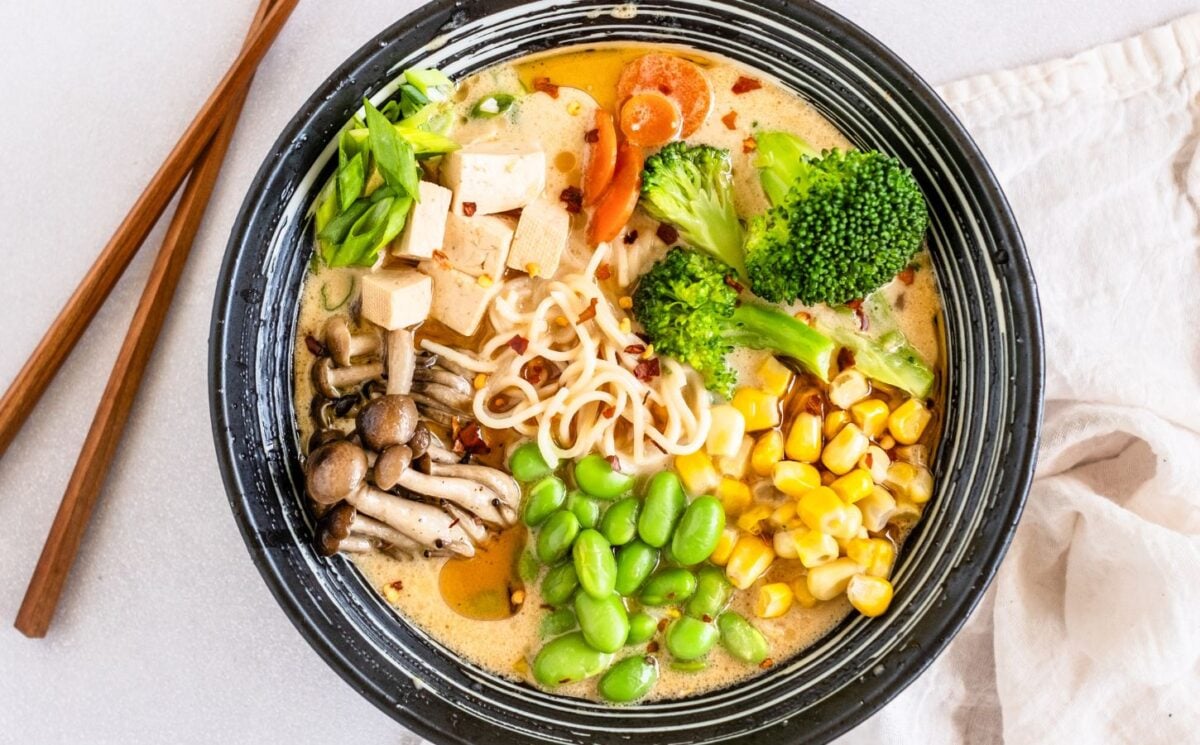 quick vegan ramen with mushrooms, edamame, broccoli and corn for ramen recipes for chilly days