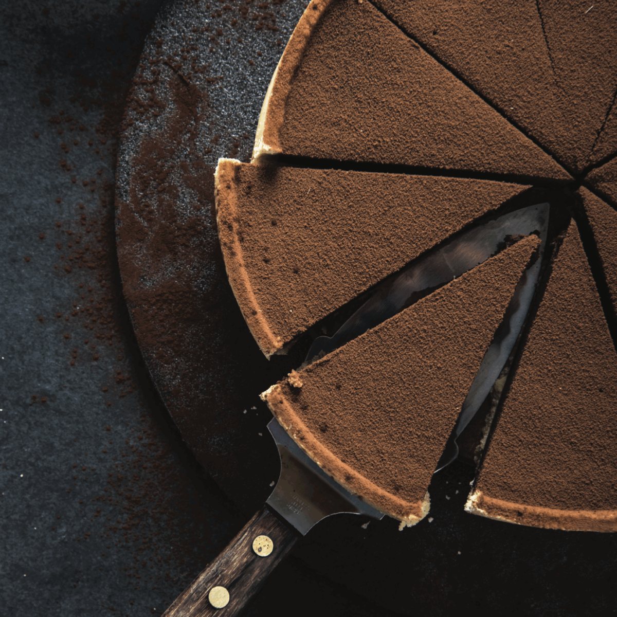 easy chocolate ganache tart with vegan chocolate and shortcrust pastry