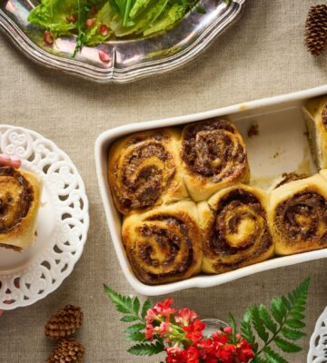 plant-based cranberry BBQ pulled pork swirls topped with dukkah and chives