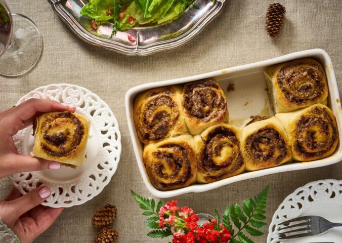plant-based cranberry BBQ pulled pork swirls topped with dukkah and chives