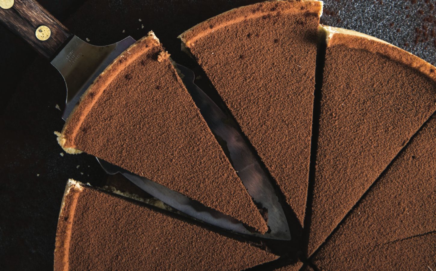 easy chocolate ganache tart with vegan chocolate and shortcrust pastry