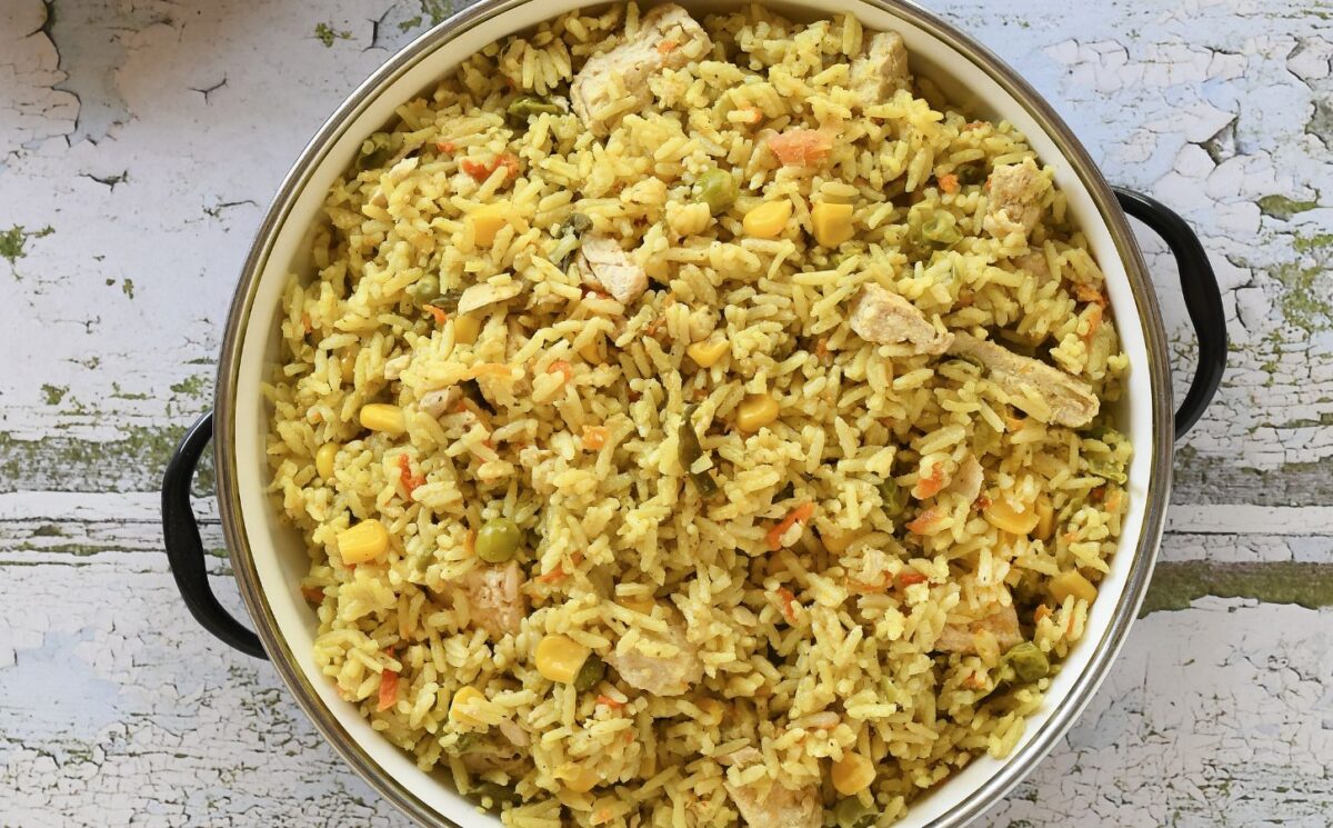 fluffy and golden quick vegan chickeny rice made in one pot for quick cold weather meals