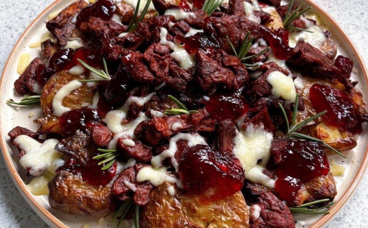 beyond steak loaded smashed potatoes with cranberry sauce and cheese