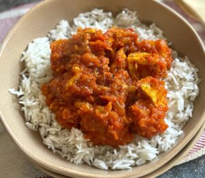 rustic red sauce tofu with warm spices