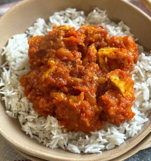 rustic red sauce tofu with warm spices