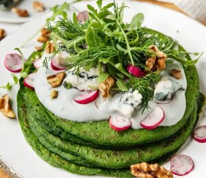 vegan blue cheese and spinach cream pancakes