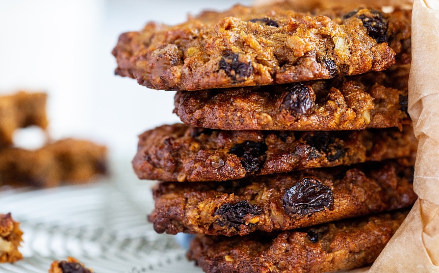 oatmeal walnut cookies with apple butter, orange, currants, and ginger juice
