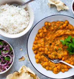 roasted red pepper and chickpea korma with pumpkin and coconut milk